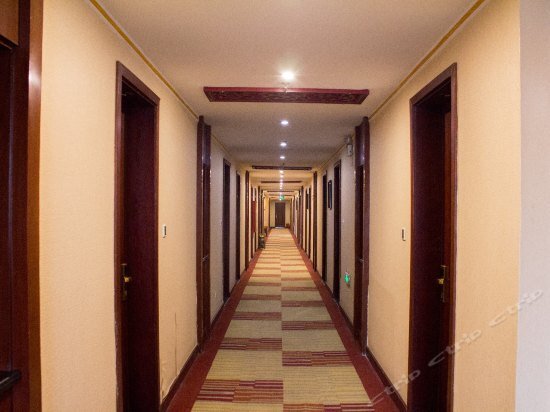 Zhengyang Hot Spring Business Hotel — hotel in Xinxiang
