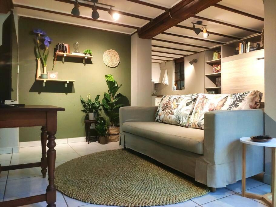 Elsewhere Treehouse And Apartment on the River — 4-Star Luxury Hotel in Krugersdorp, South Africa