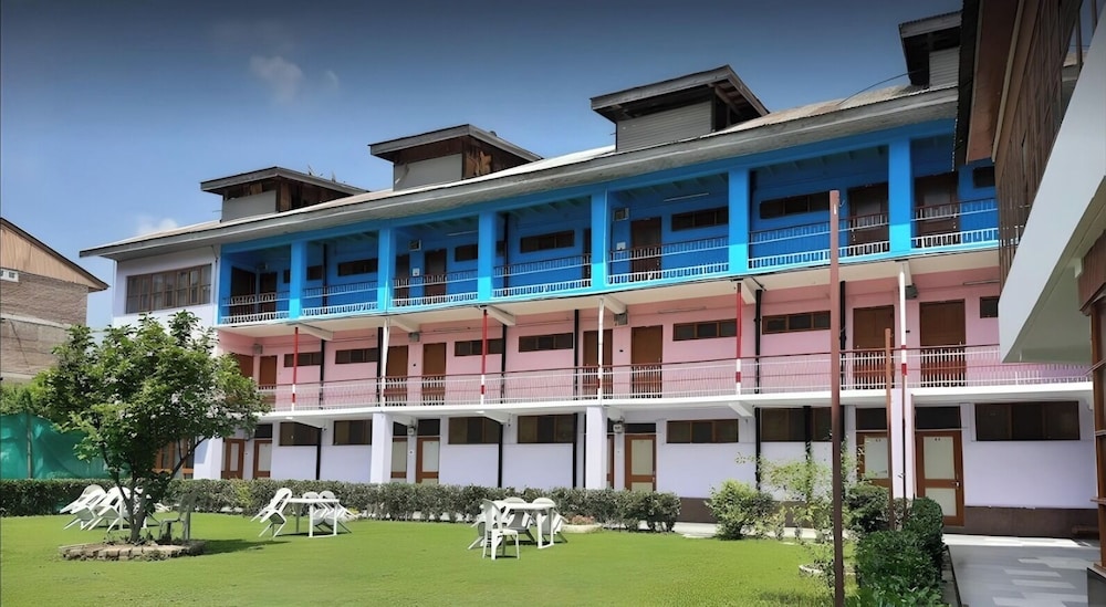 Hotel New Sahil - last minute hotel in Srinagar