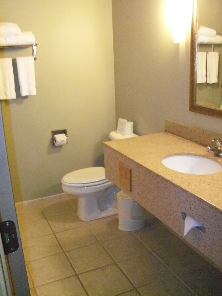 Holiday Inn Express Munising Lakeview by IHG - photo 22