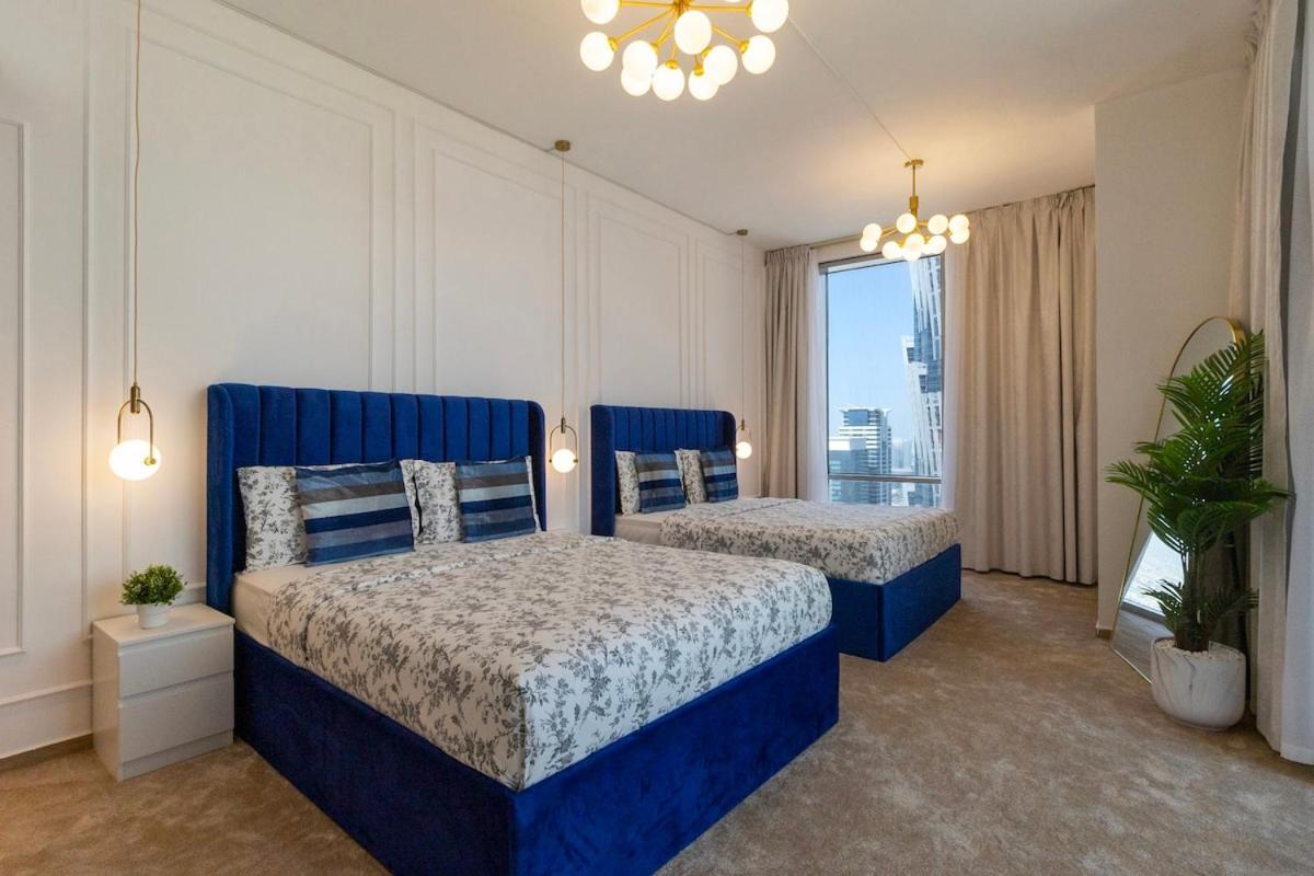 4BHK in Business Bay w Burj Khalifa View Noora 4304 — 5-Star Luxury Hotel in Dubai, United Arab Emirates