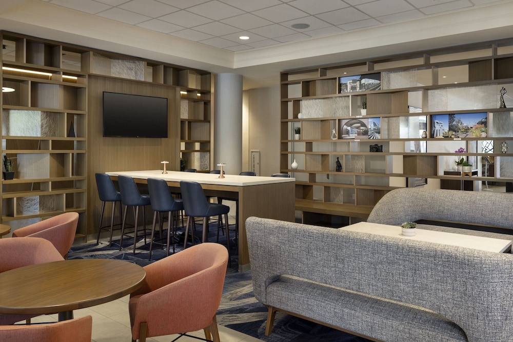 Costa Mesa Marriott - photo 40