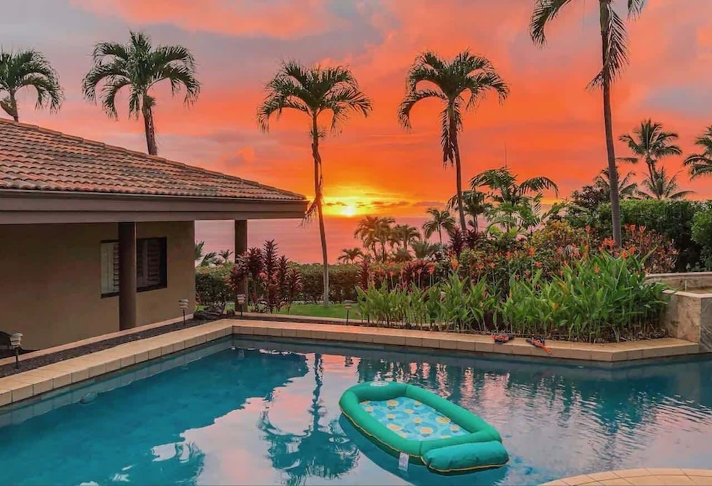 Hale Nene Pool Hot Tub Ocean Views — Kailua Kona