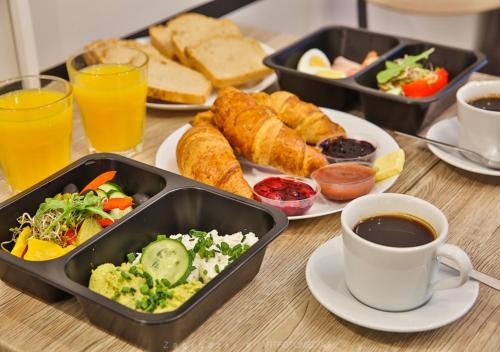 Premium Splendid Old Town Suites by Upstairs — 4-Star Luxury Hotel in Krakow, Poland