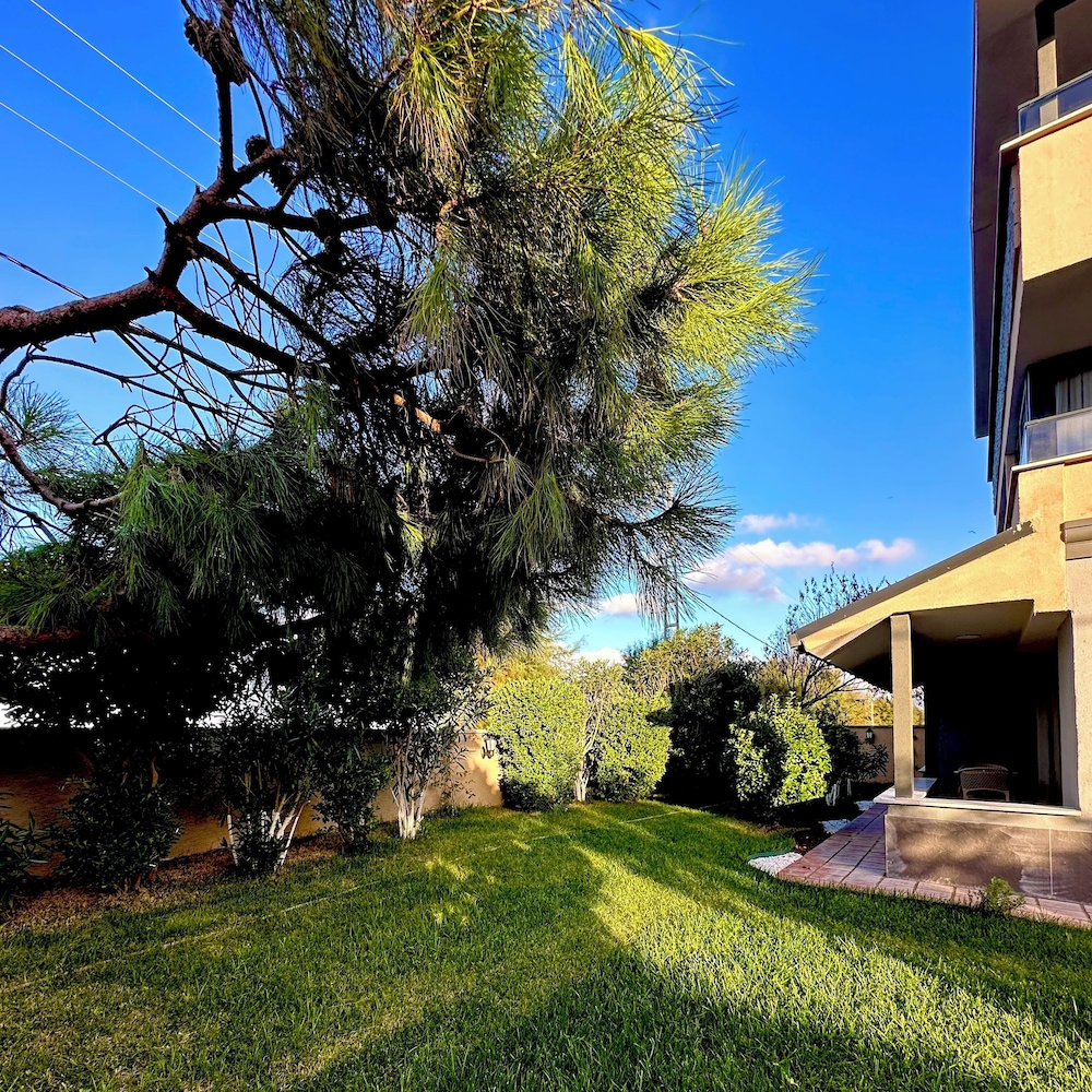 Villa Siesta Hotel Istanbul Airport in Karaburun, Turkey