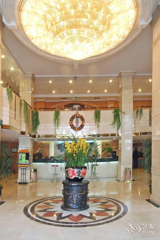 Lotus Hotel - carbon neutral hotel in Kunming