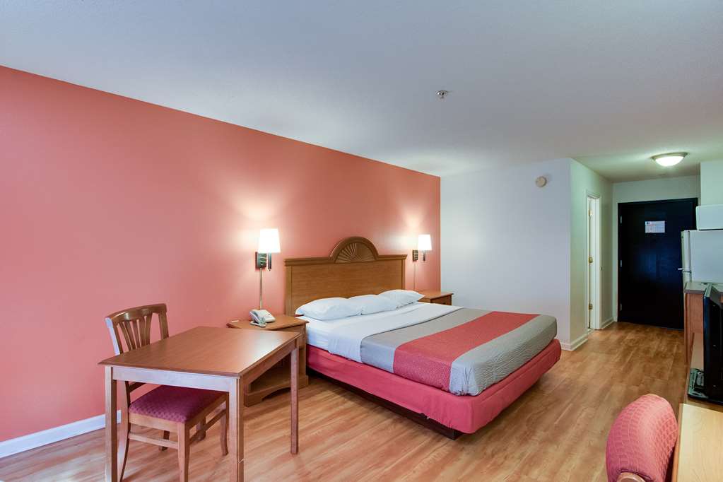 Motel 6 Hinesville GA - photo 10
