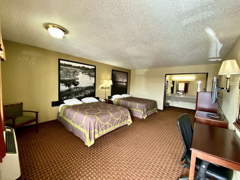 Super 8 by Wyndham Shawnee - photo 8