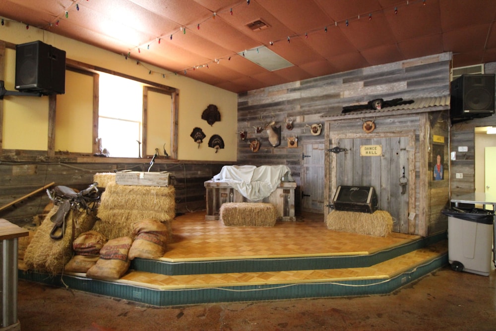 Travelers World RV Resort - photo 10