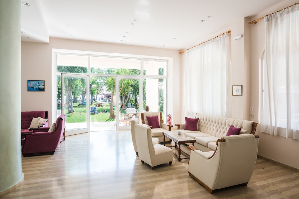 Three Stars Beach Hotel - last minute hotel in Corfu