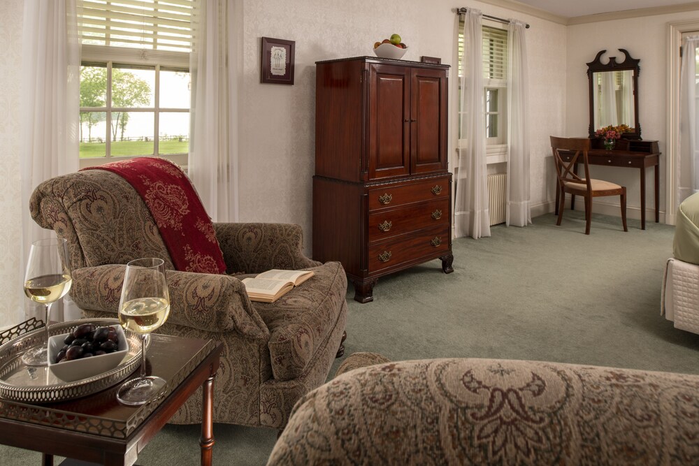 Great Oak Manor - photo 20