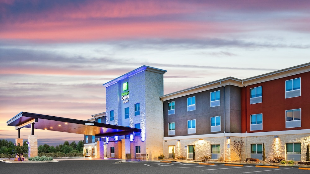 Holiday Inn Express & Suites Junction by IHG in Junction, United States