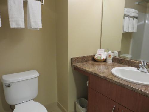 Super 8 by Wyndham Abbotsford BC — Abbotsford — photo 5