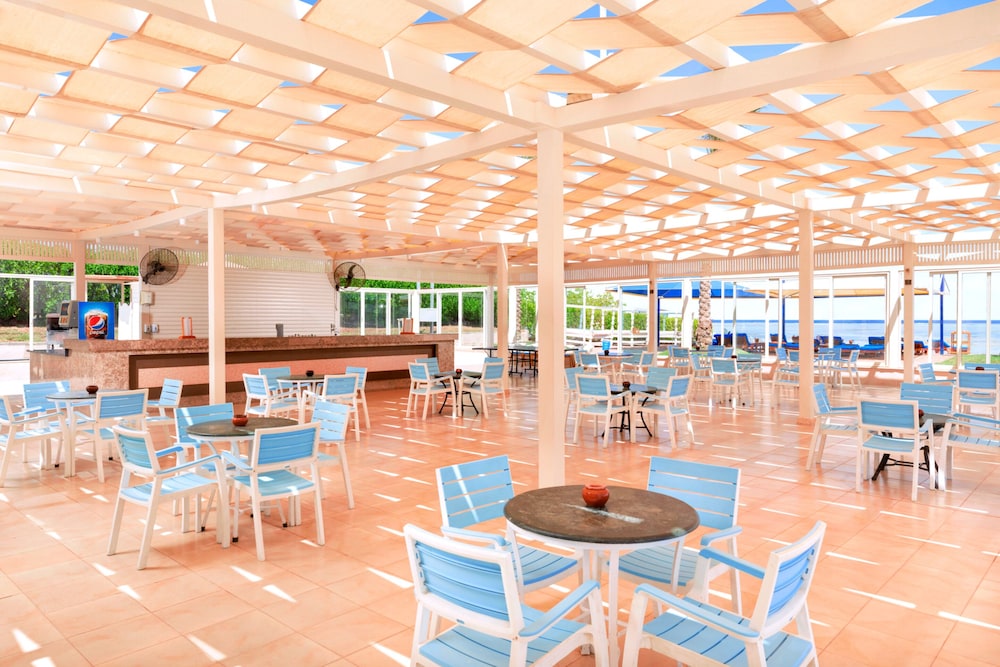 מזון ומשקאות