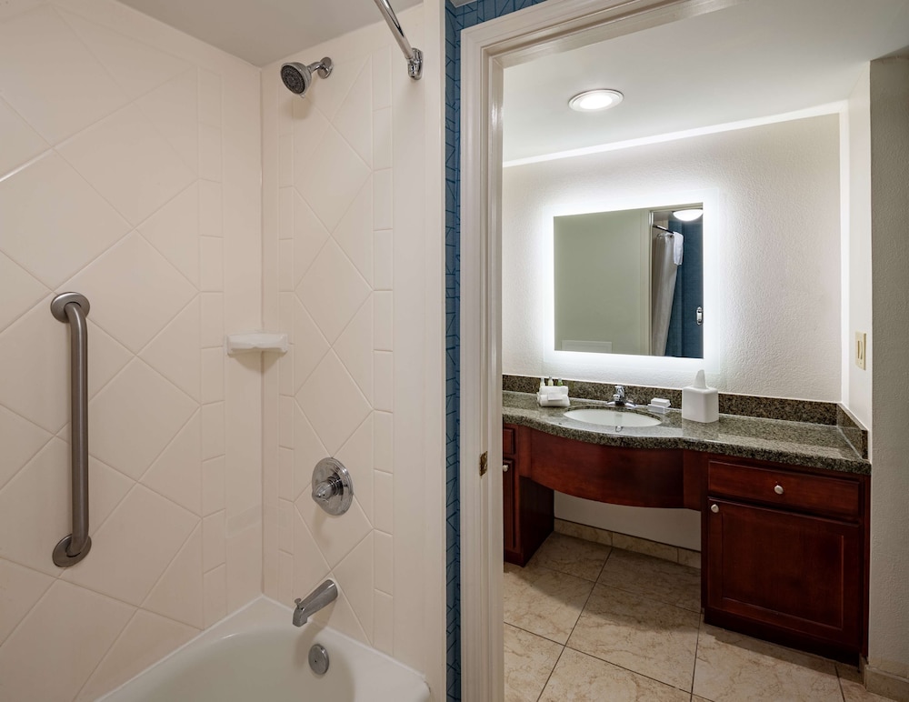 Homewood Suites by Hilton Gainesville - photo 23