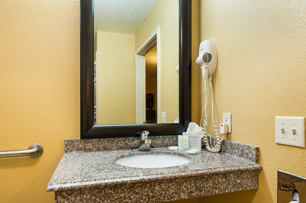 Spark by Hilton Opelousas - photo 9