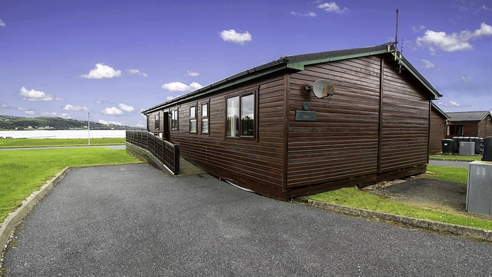 Rockhill Holiday Park — 4-Star Luxury Hotel in Letterkenny, Republic of Ireland