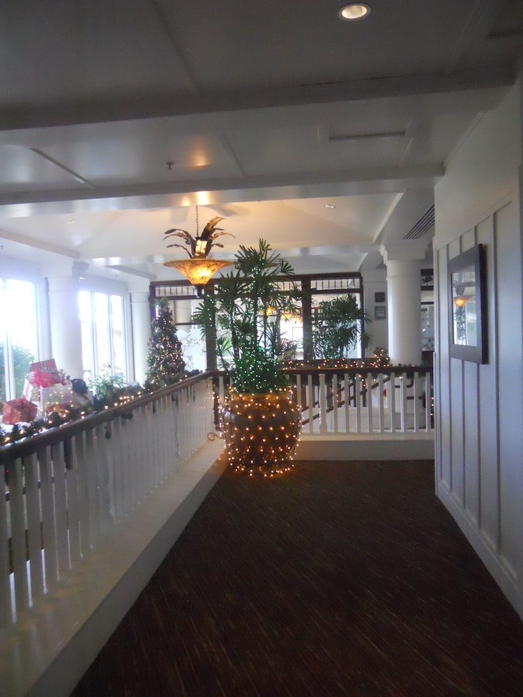 Gaia Luxury Oceanfront Resort Lihue - photo 34