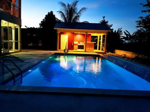 Casa de Bells 2 — 4-Star Luxury Hotel in George Town, Cayman Islands