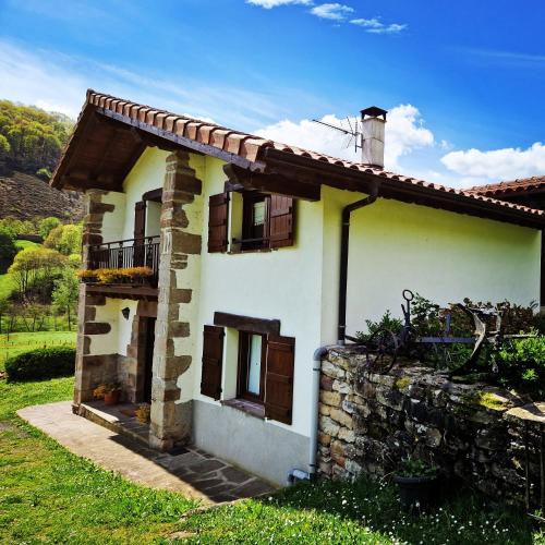 Alberroakoborda — 4-Star Luxury Hotel in Ituren, Spain