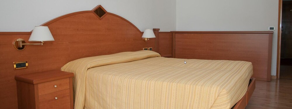 Hotel Concordia . — Levico Terme — photo 3