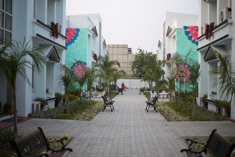 Vedas Wellness City - last minute hotel in Lucknow