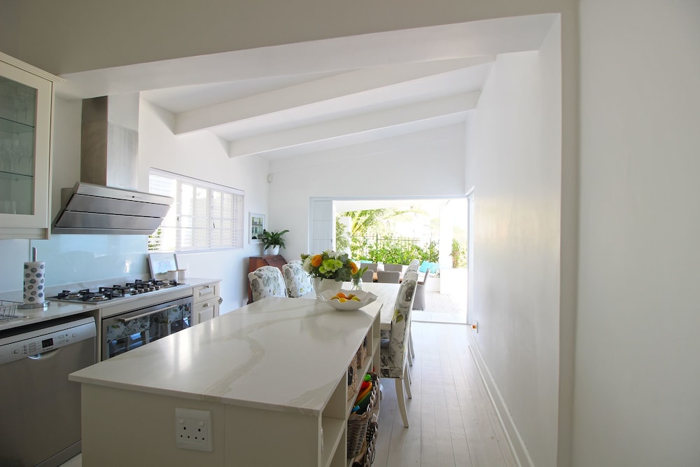 Clifton Steps 6 — 4-Star Luxury Hotel in Cape Town, South Africa