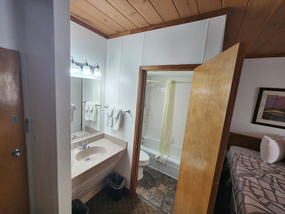 Lantern Motel - photo 34