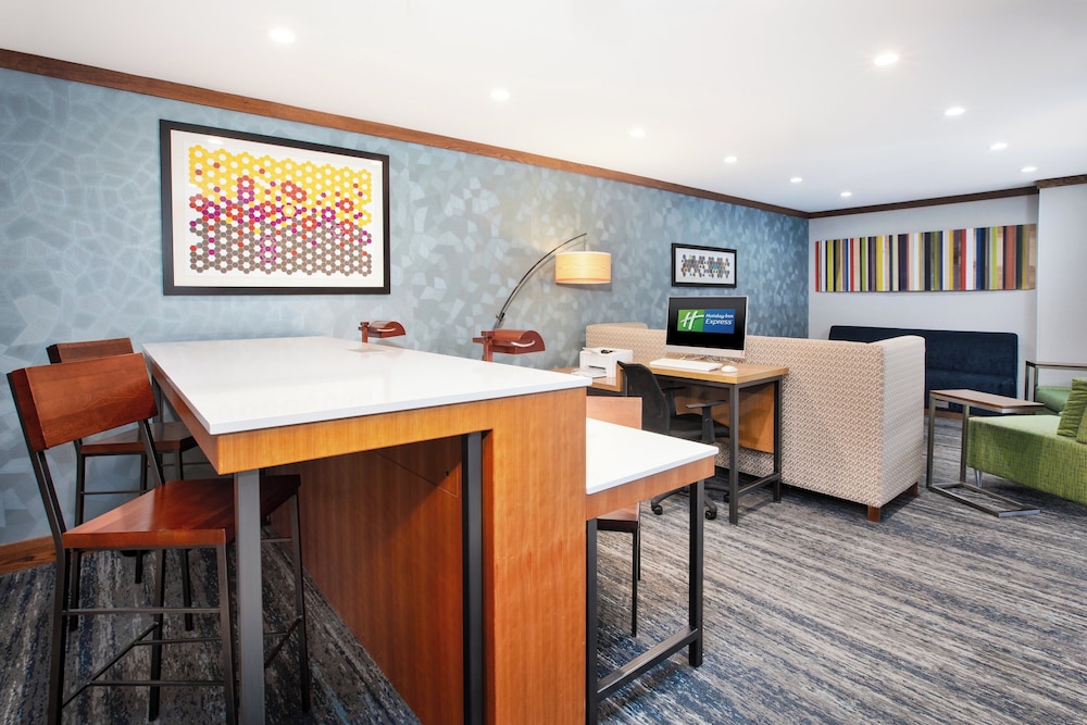 Holiday Inn Express & Suites Buffalo by IHG - photo 49