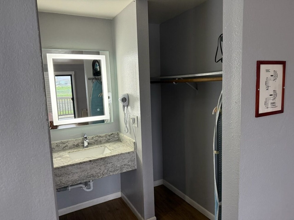 Ocean Gate Inn - photo 40