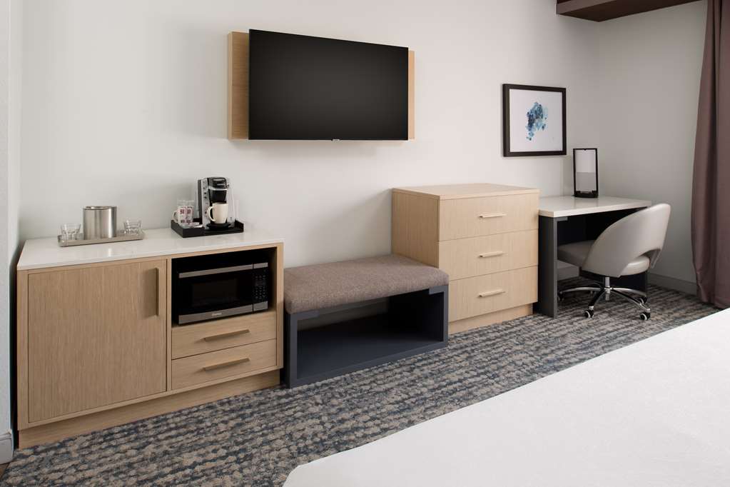 Best Western Premier Keizer Salem Hotel - photo 9
