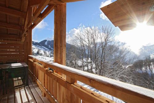 Odalys Chalet Nuance de gris — 4-Star Luxury Hotel in Huez, France