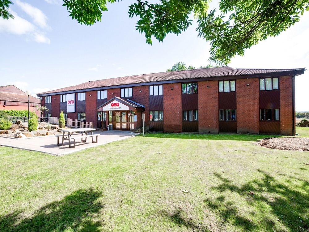 OYO Sunrise Hotel A46 N Leicester in Leicester, United Kingdom