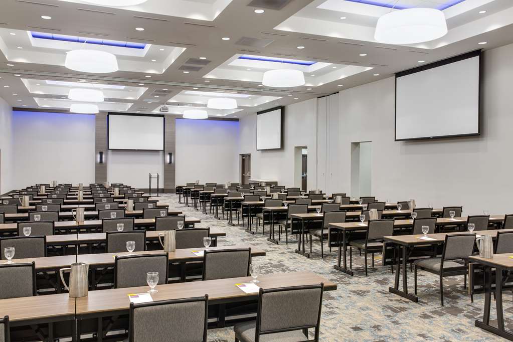 Hyatt Place Tampa Wesley Chapel - photo 35