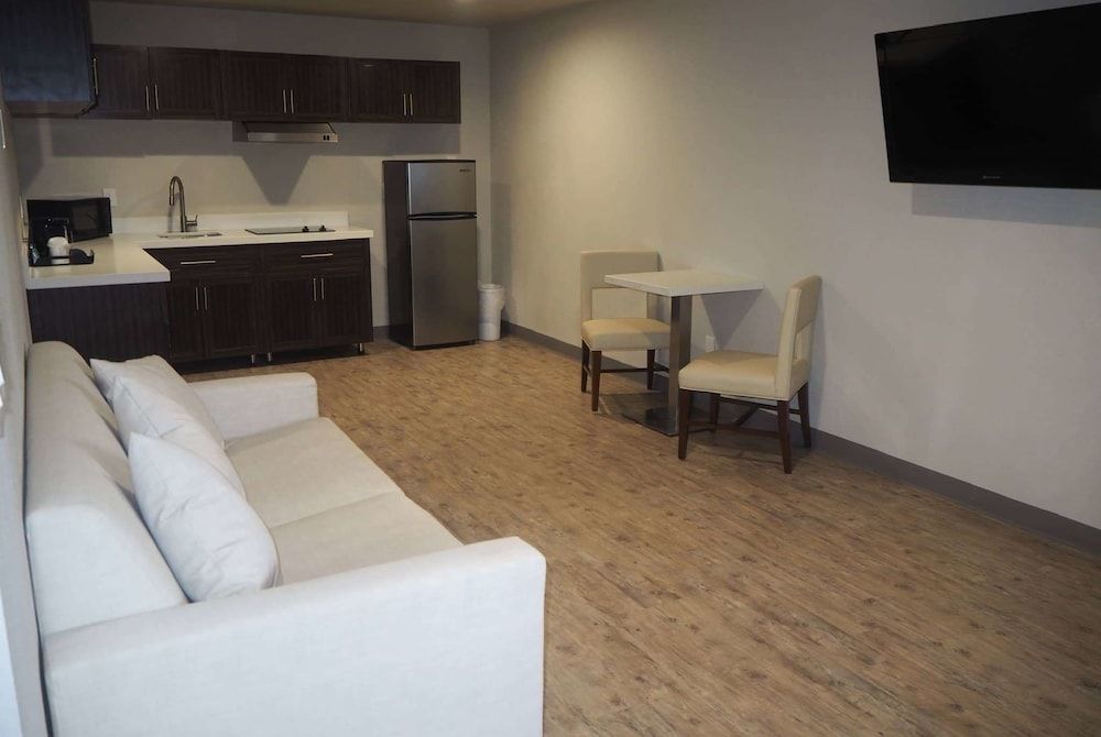 Baymont by Wyndham Yuba City - photo 8