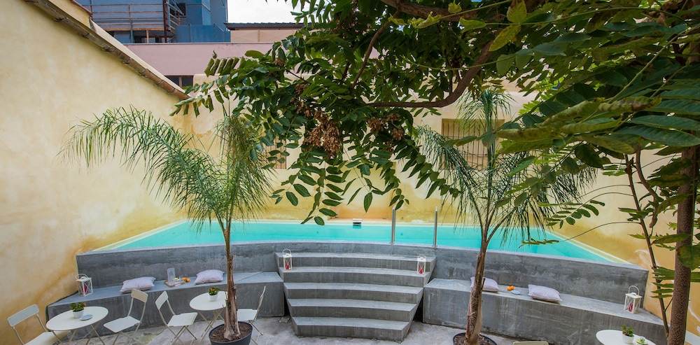 Casa d'Arte Ugdulena con piscina e terrazza — 4-Star Luxury Hotel in Palermo, Italy