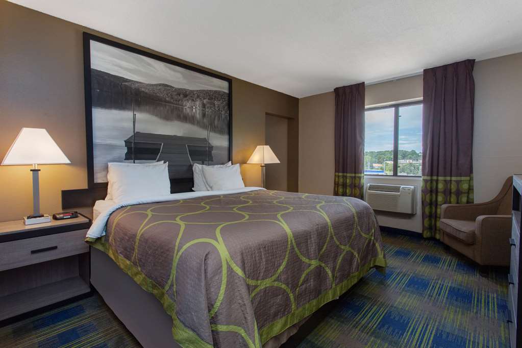 Super 8 by Wyndham Cromwell Middletown - photo 35