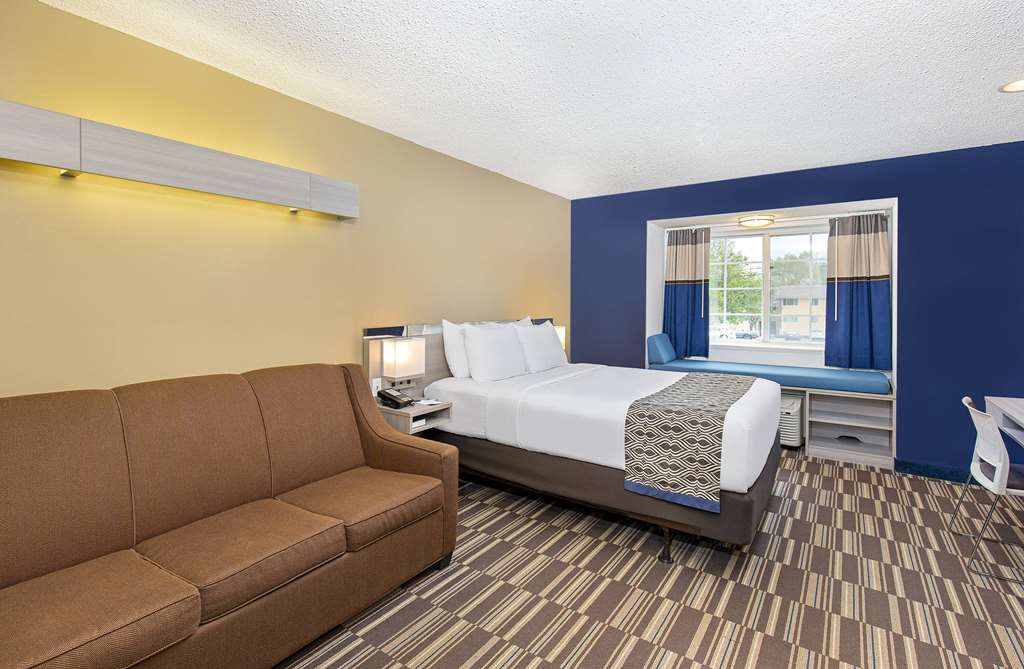 Microtel Inn by Wyndham Dry Ridge - photo 17