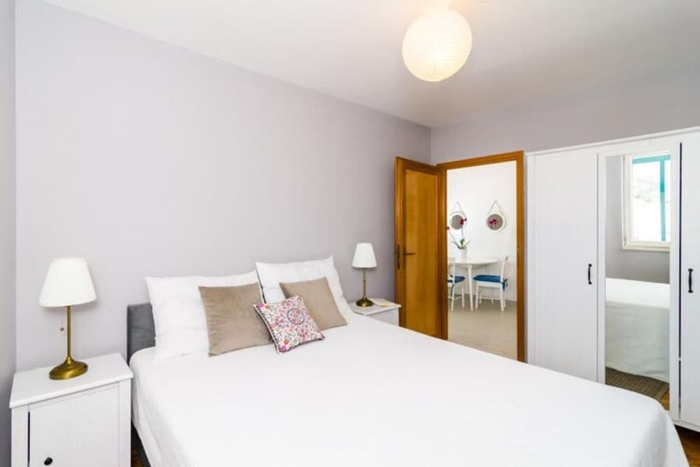 Apartment Radovan One bedroom Apartment With Balcony and Sea View