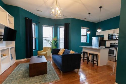 Mins To Forest Park Museum & Walk to BJ Hospital — 4-Star Luxury Hotel in Saint Louis, United States