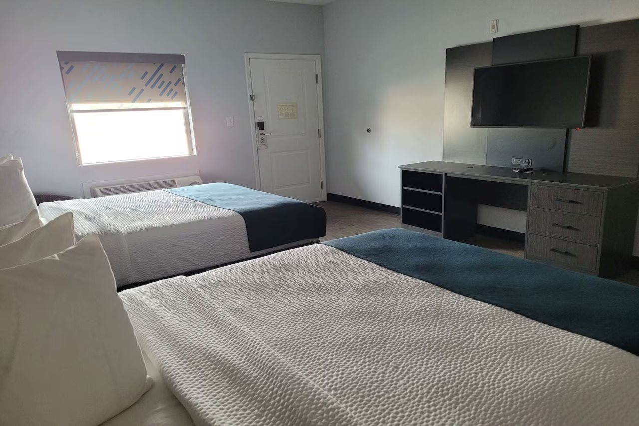Days Inn & Suites by Wyndham Gonzales TX - photo 11