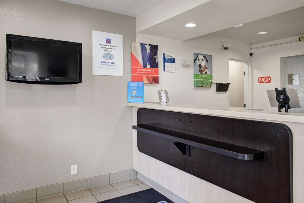 Motel 6 Carson City NV - photo 24