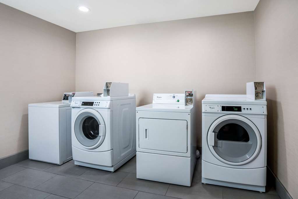 La Quinta Inn & Suites by Wyndham Houston Cypress - photo 30
