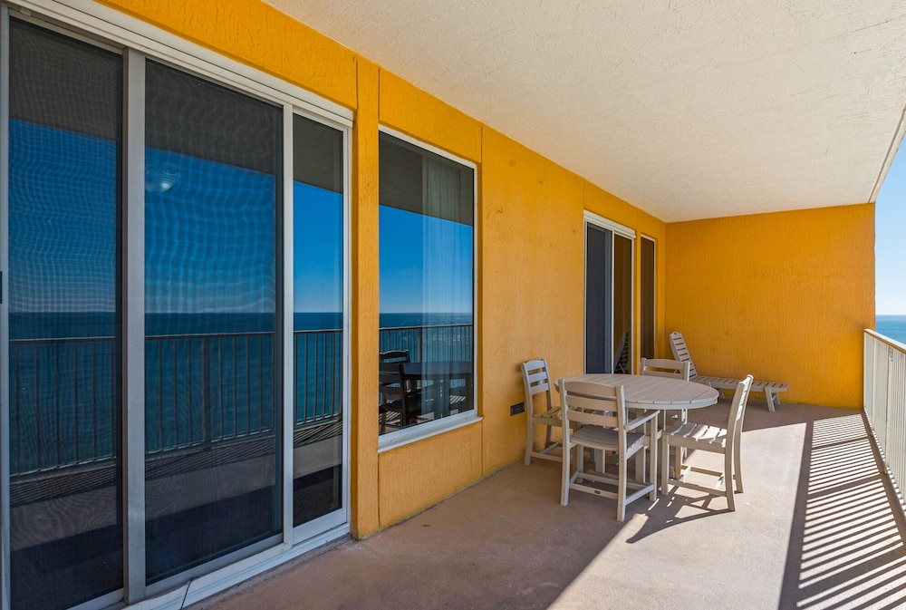 Treasure Island 1208 - photo 24