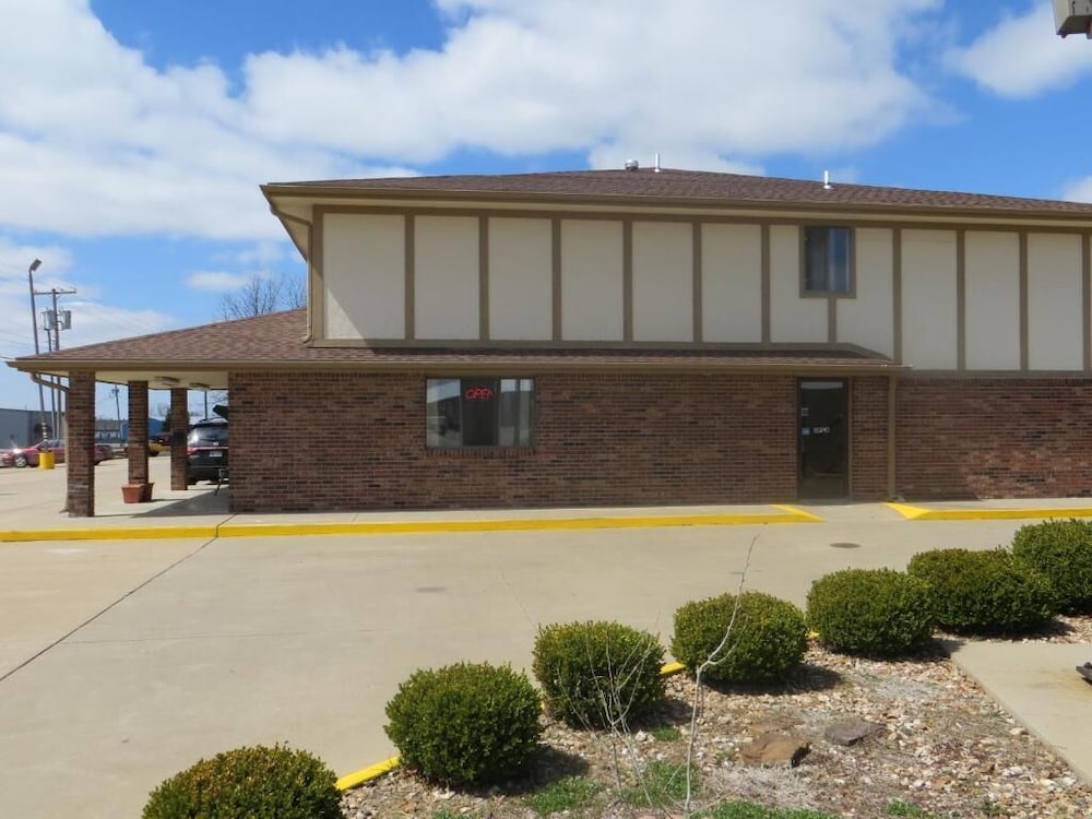 Baxter Inn - photo 2