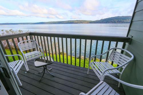 Sq Orca Oasis — Port Townsend — photo 2