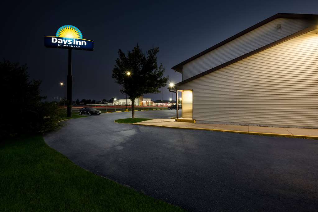 Days Inn by Wyndham Ankeny Des Moines - photo 9