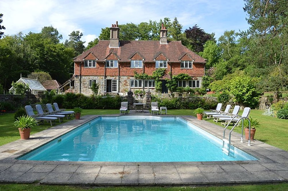 Fairstowe Bed and Breakfast — 4-Star Luxury Hotel in Crowborough, United Kingdom