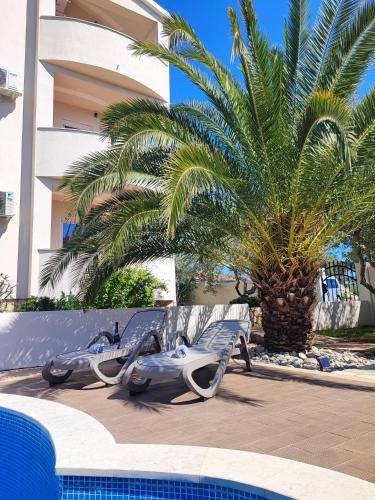 Villa Maya Family — 4-Star Luxury Hotel in Liznjan, Croatia