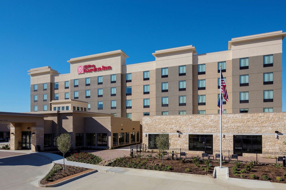 Hilton Garden Inn Longview - photo 76
